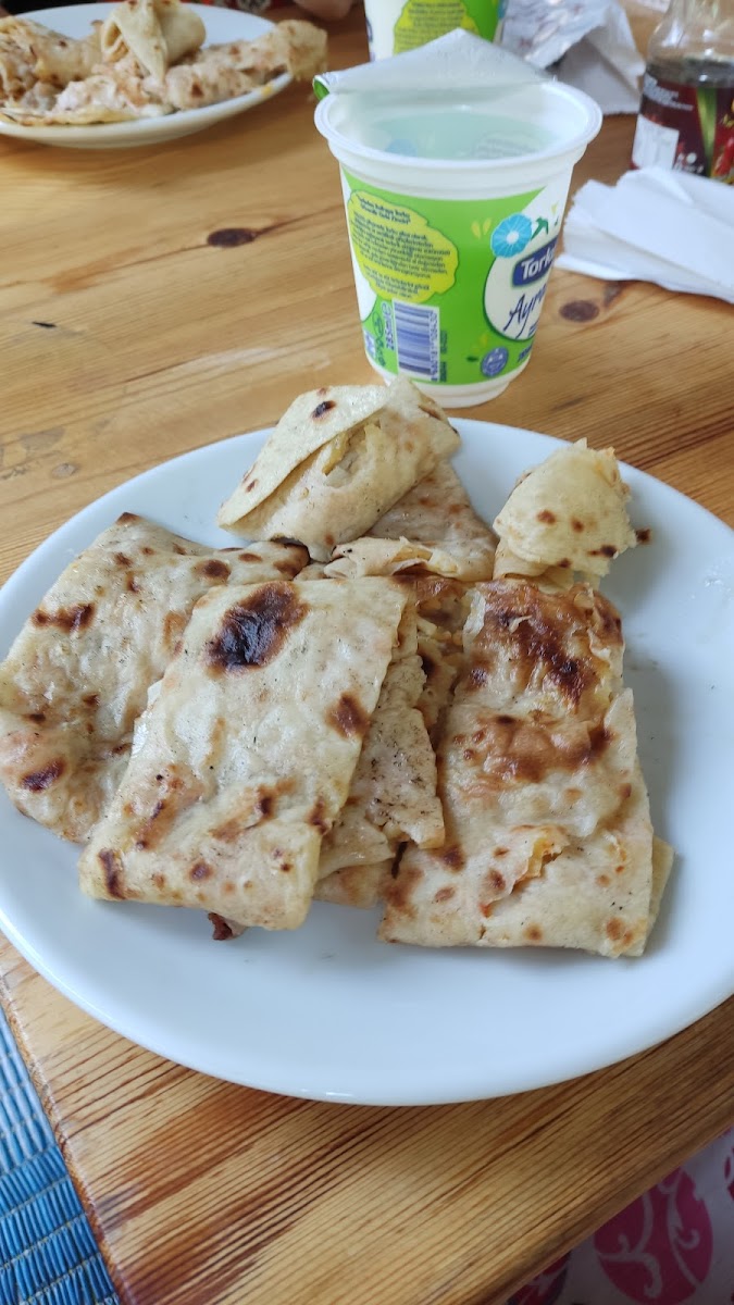 Saklıkent Cihan'ın Yeri Alkolsüz Aile Restoranı & Vitamin Bar-6