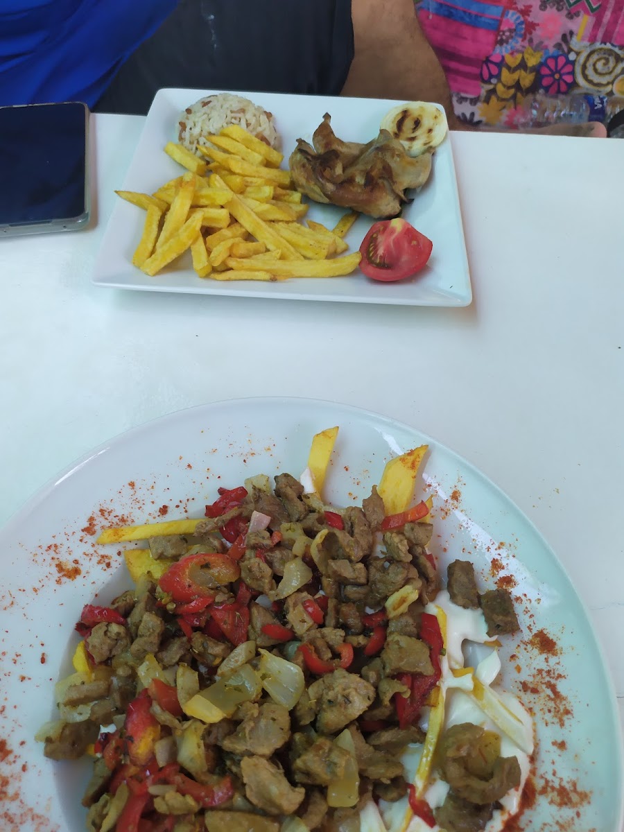 Saklıkent Cihan'ın Yeri Alkolsüz Aile Restoranı & Vitamin Bar-8